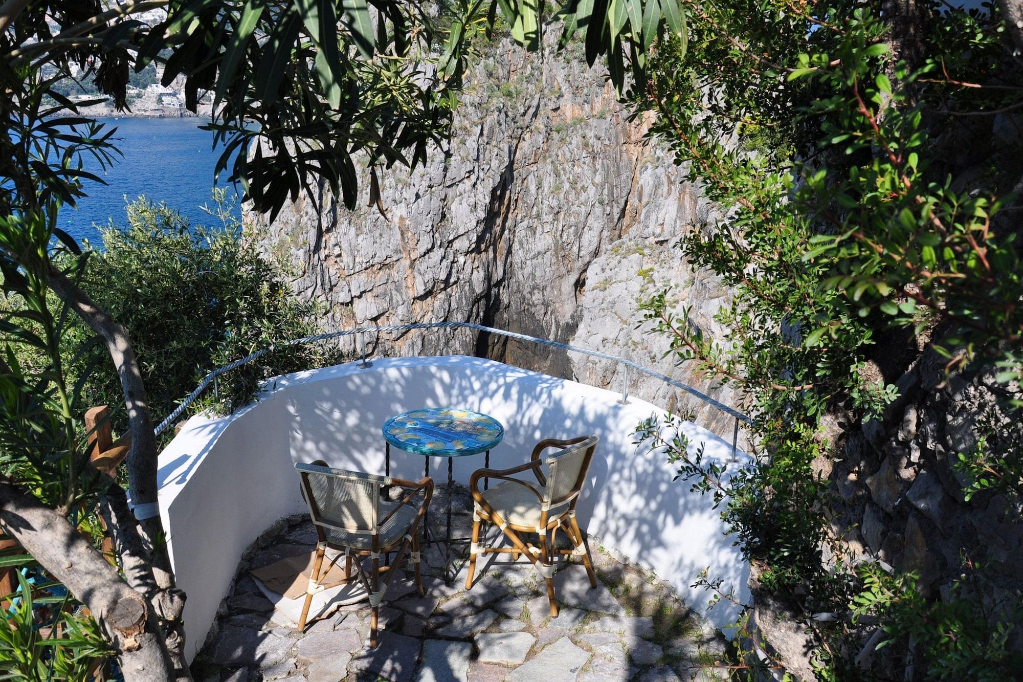 La Locanda Del Fiordo Furore Eksteriør billede