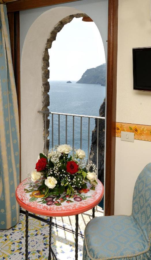 La Locanda Del Fiordo Furore Eksteriør billede